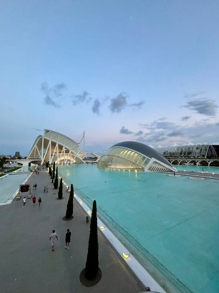 Oceanografic Buildings