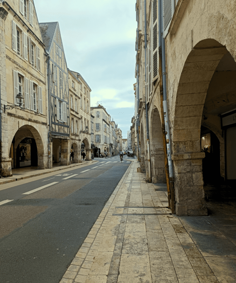 Street La Rochelle