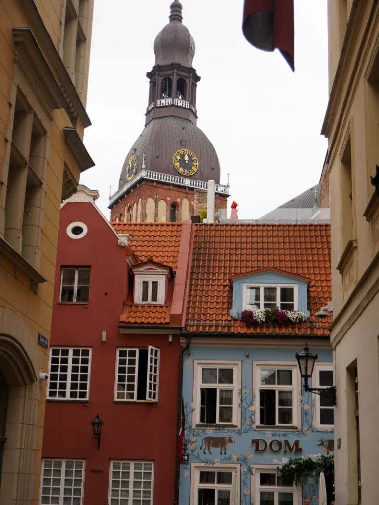 Colourful buildings and St Peter’s Church in Riga Old Town